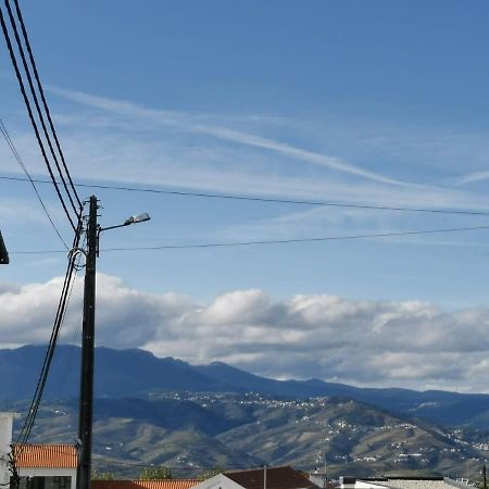 O Mercadinho Poiares Exterior foto